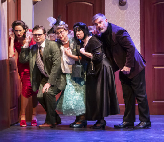 THEATRE TUSCALOOSA OPENS SEASON WITH A CHILLING AND HILARIOUS WHODUNIT